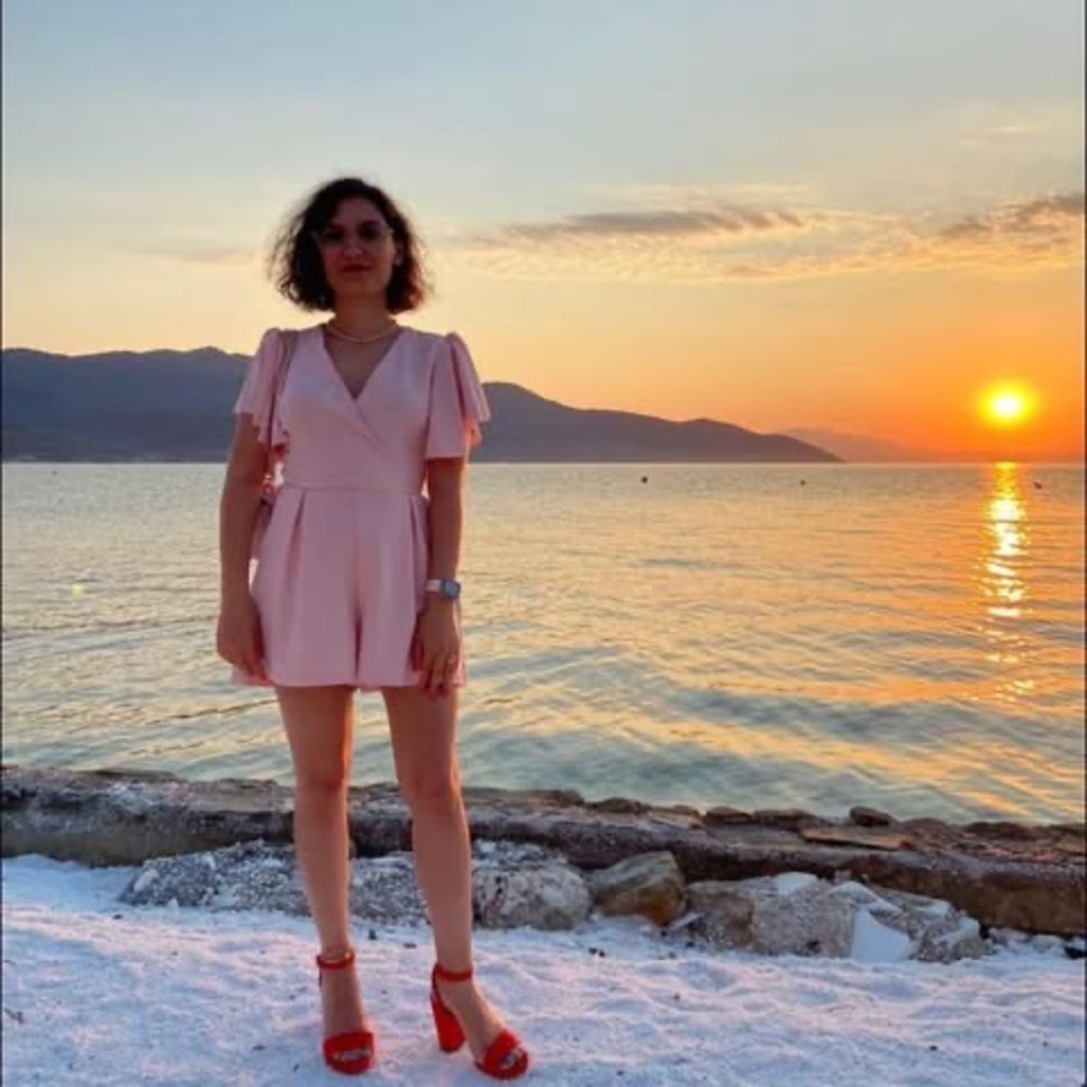 Meet your Posher, Irina
